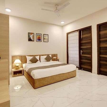 Limewood Stay - Fortis Hospital Gurgaon Buitenkant foto