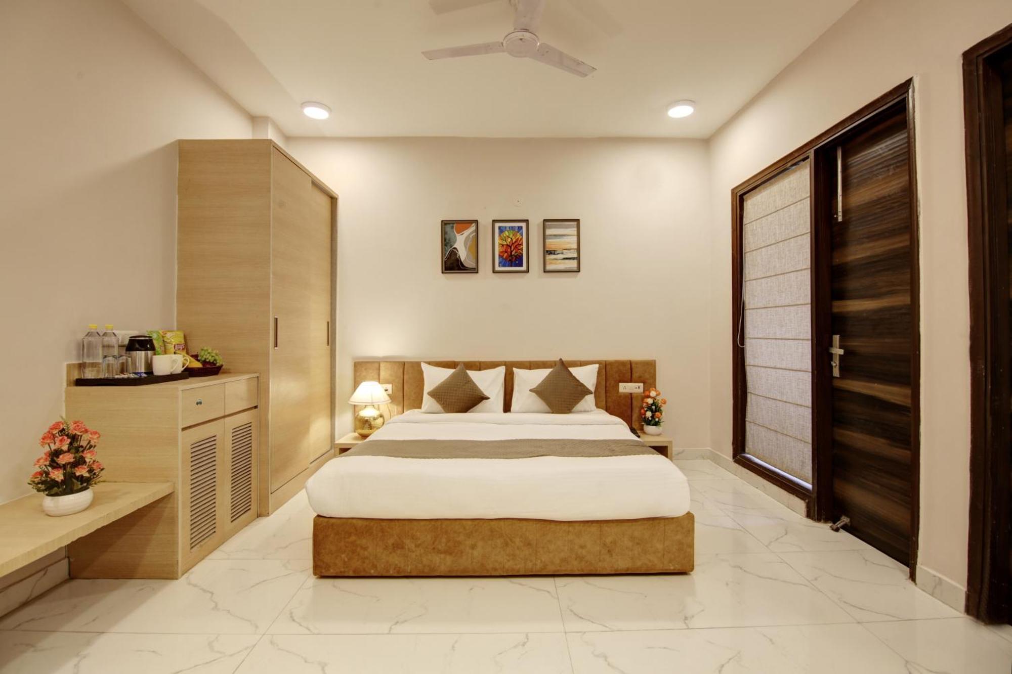 Limewood Stay - Fortis Hospital Gurgaon Buitenkant foto