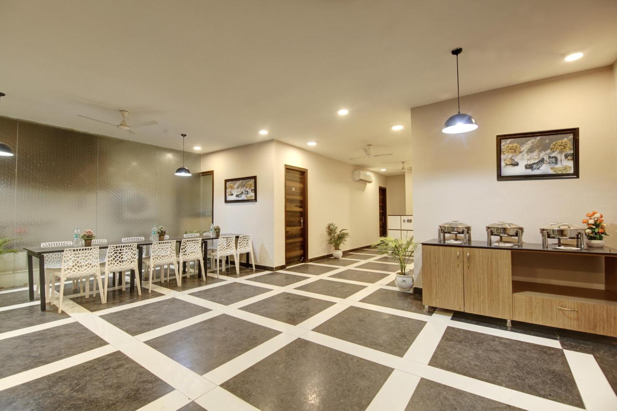 Limewood Stay - Fortis Hospital Gurgaon Buitenkant foto