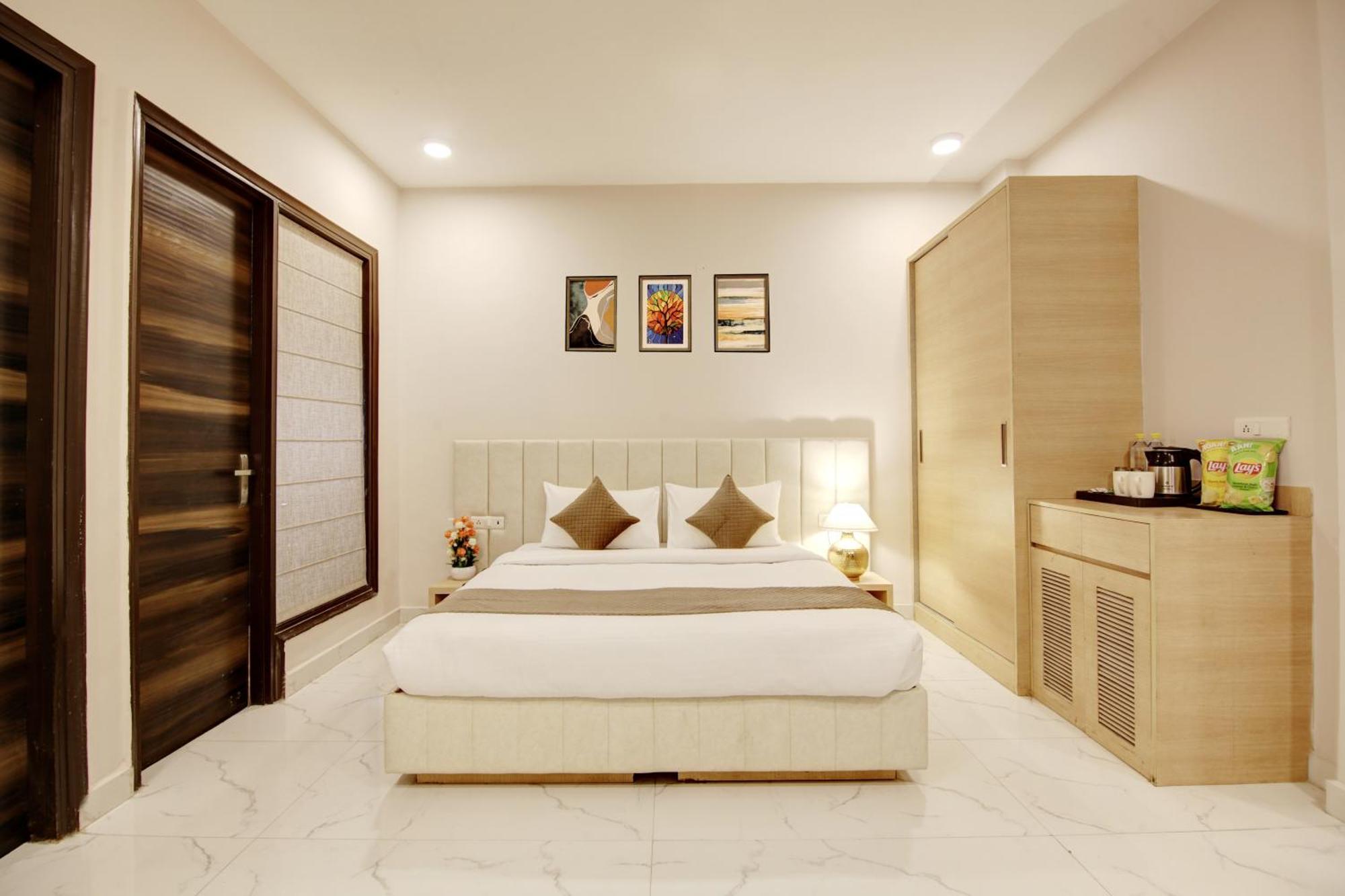 Limewood Stay - Fortis Hospital Gurgaon Buitenkant foto