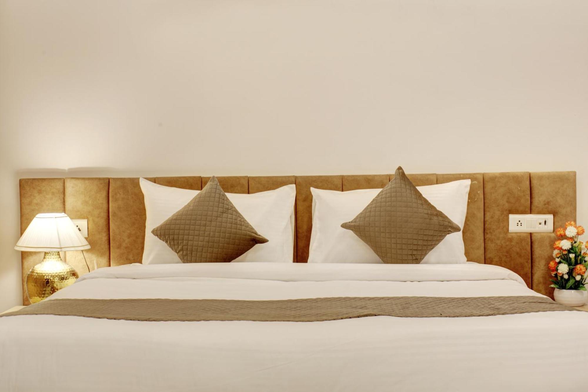 Limewood Stay - Fortis Hospital Gurgaon Buitenkant foto